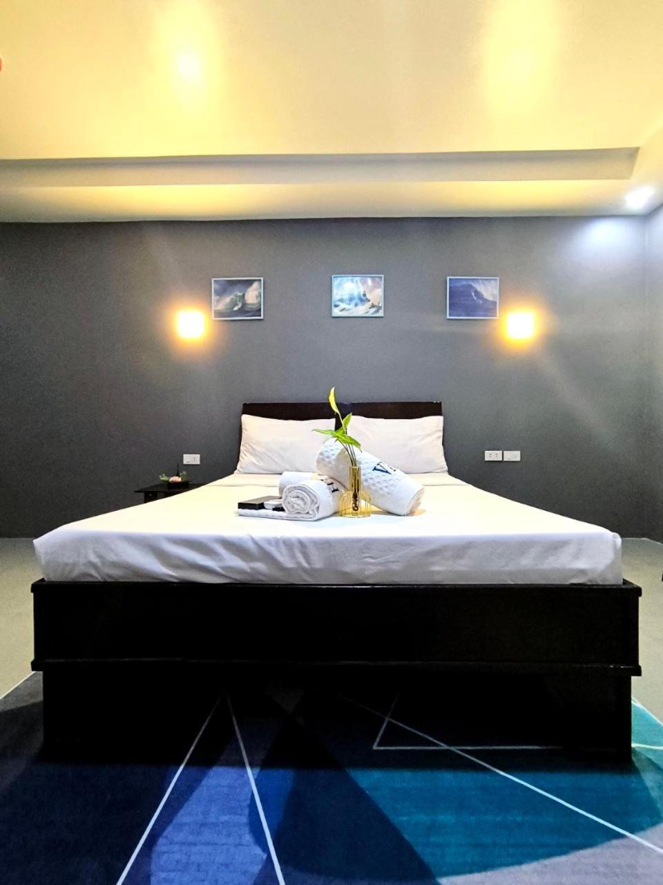 Vincent Resort Hotel Angeles Zewnętrze zdjęcie