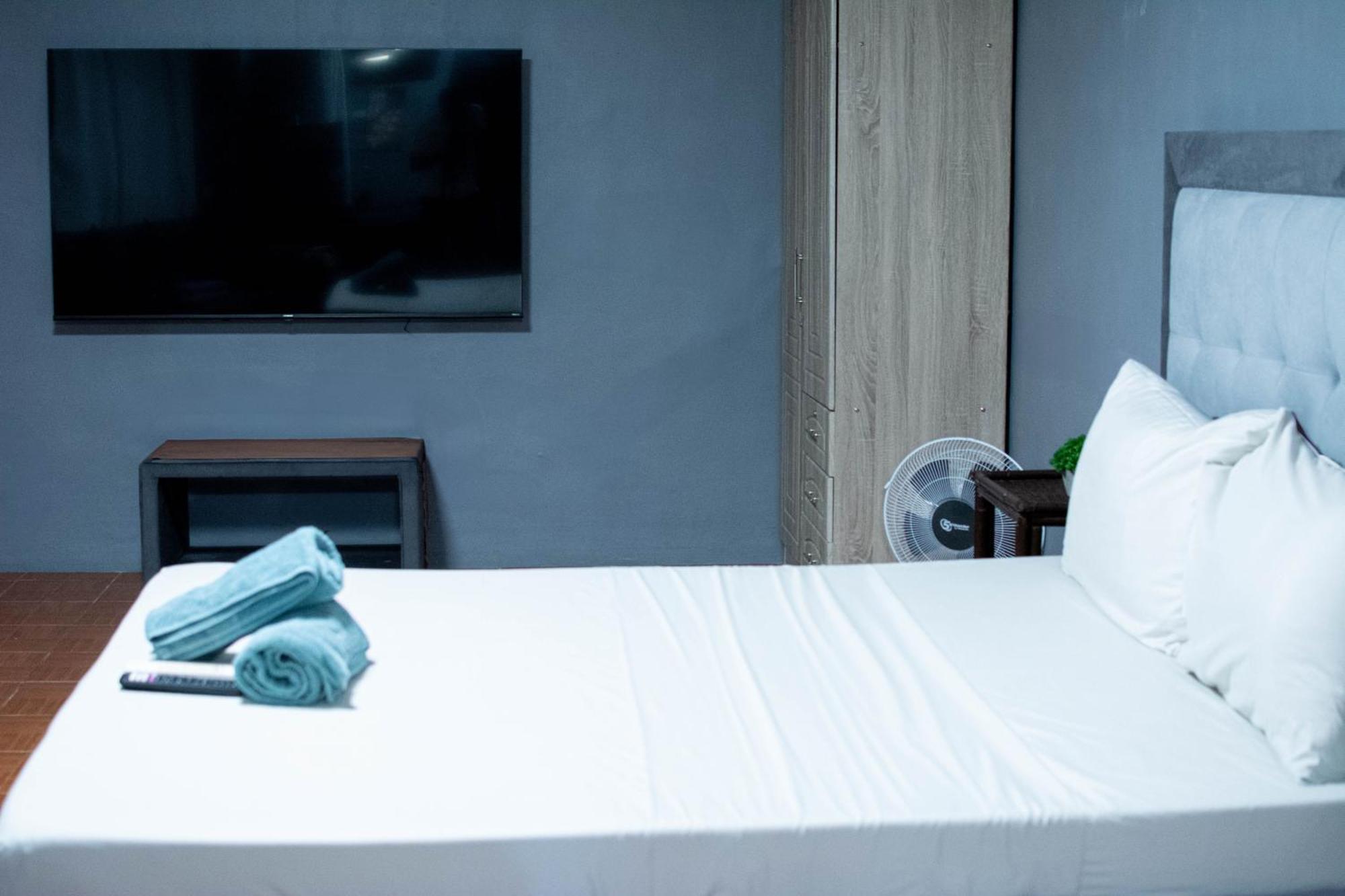 Vincent Resort Hotel Angeles Zewnętrze zdjęcie